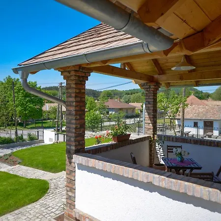 Guest house Zsalya Vendeghaz